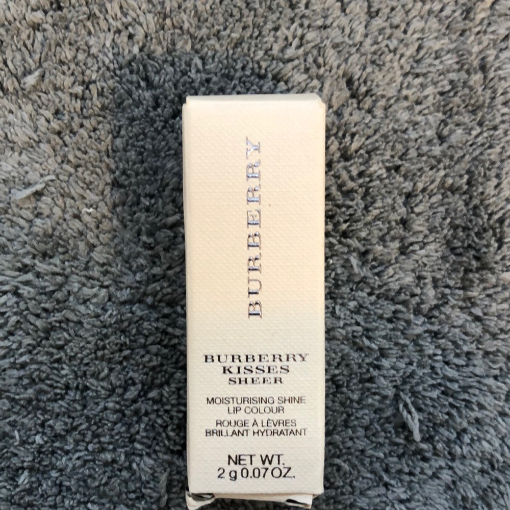 NIB Burberry lipstick